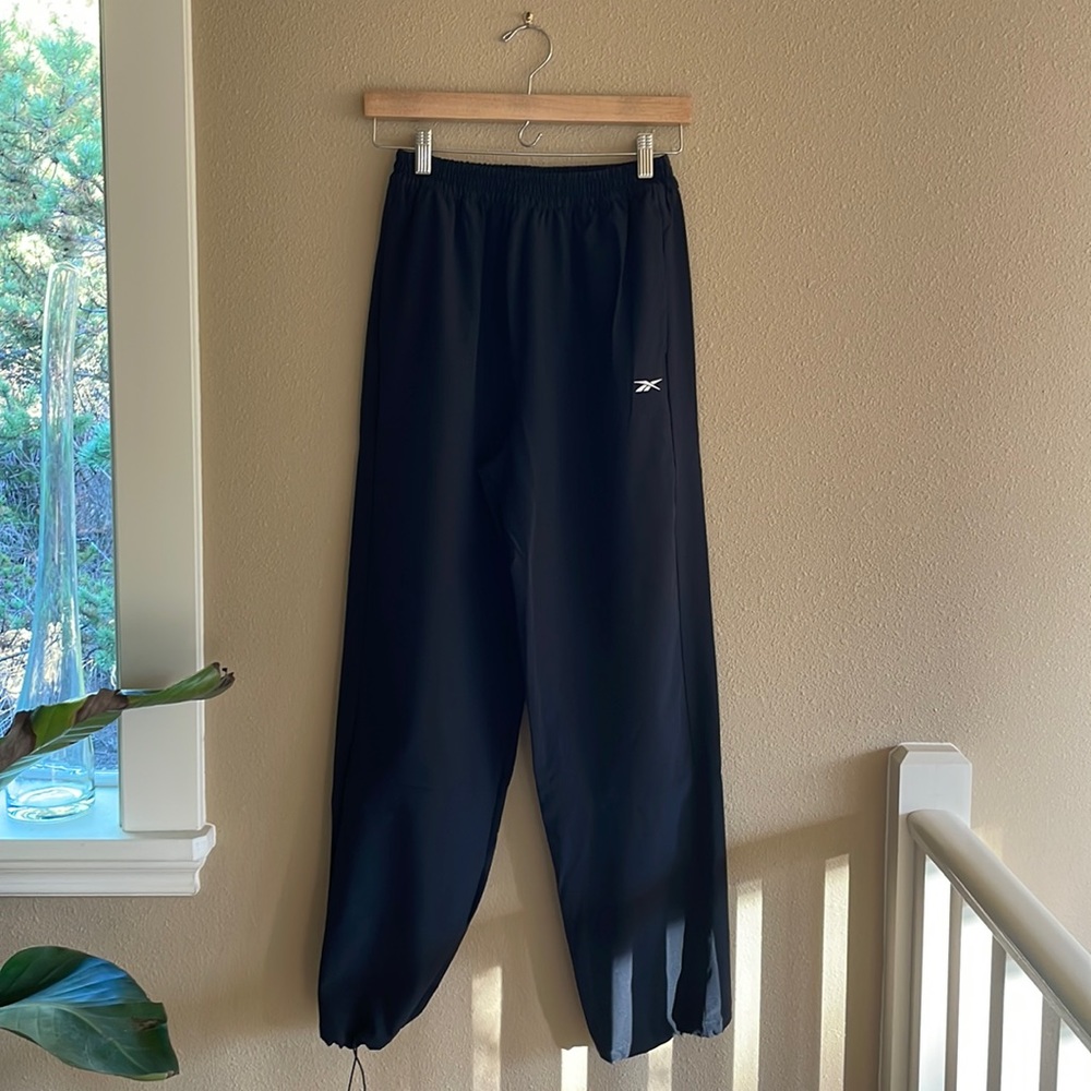 NWOT Reebok Commercial Woven Pant